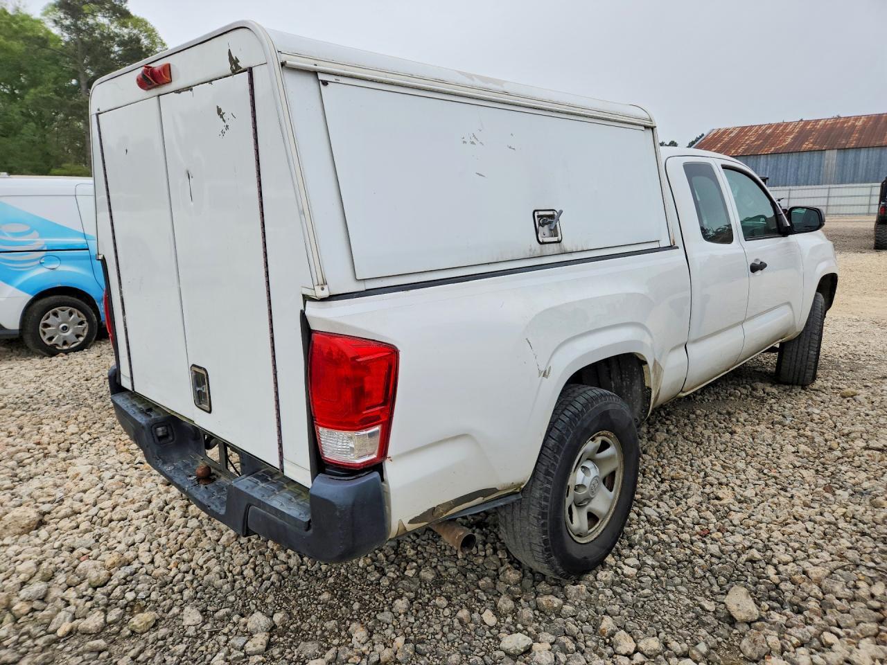 2016 Toyota Tacoma SR