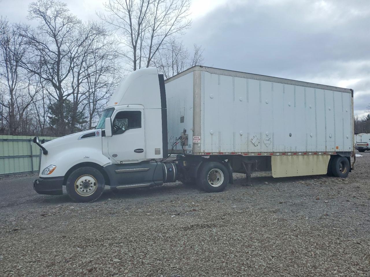 2018 Kenworth T680 BOX Truck