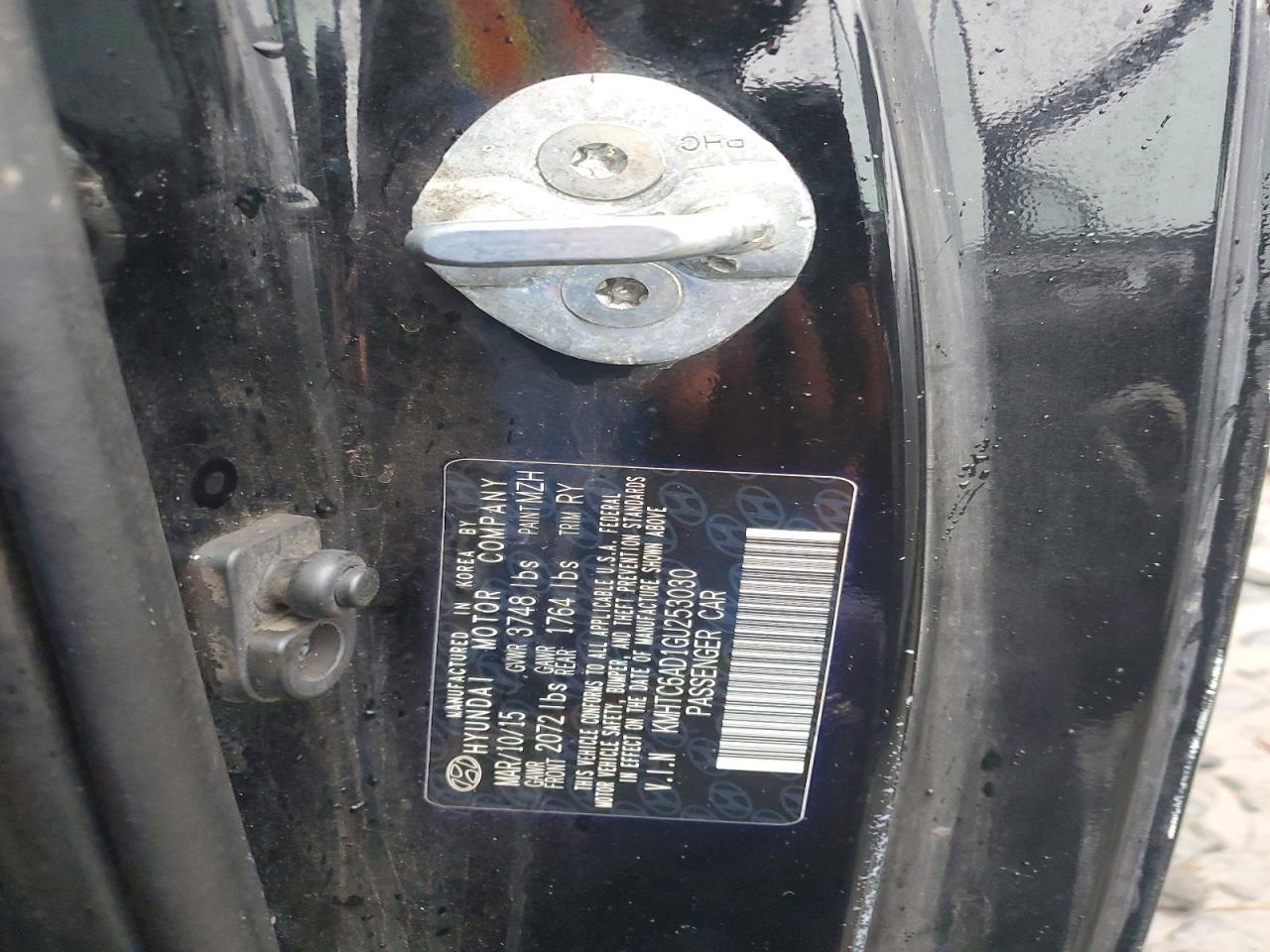 2016 Hyundai Veloster Base