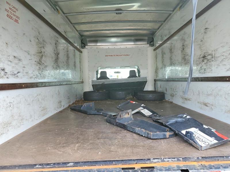 2022 Ford E350 BOX Truck
