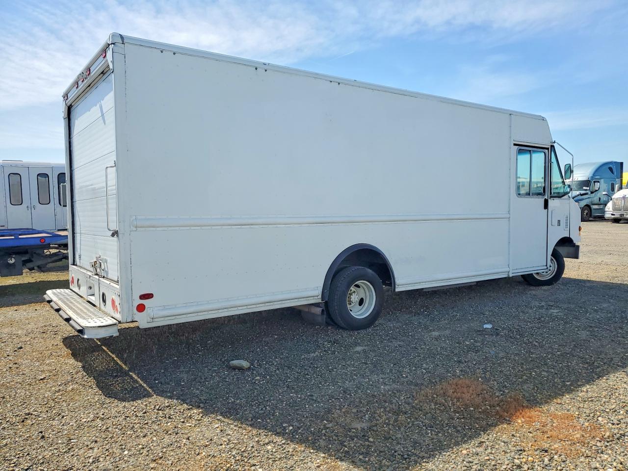 2010 Ford E450 Delivery Truck