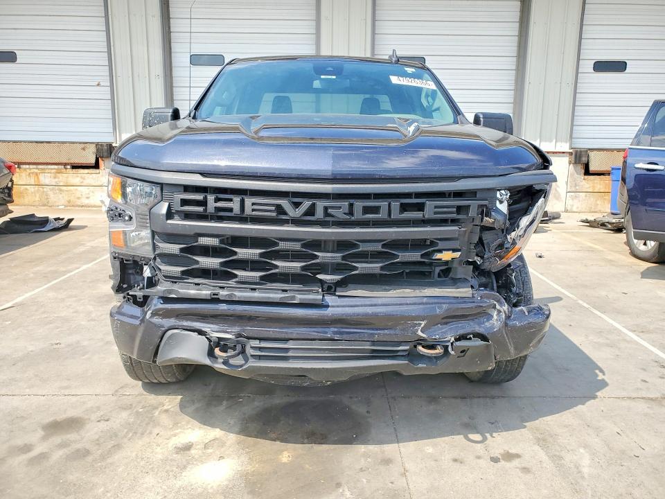 2022 Chevrolet Silverado K1500 Custom