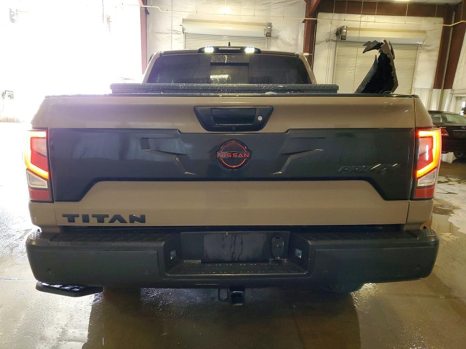 2024 Nissan Titan PRO-4X