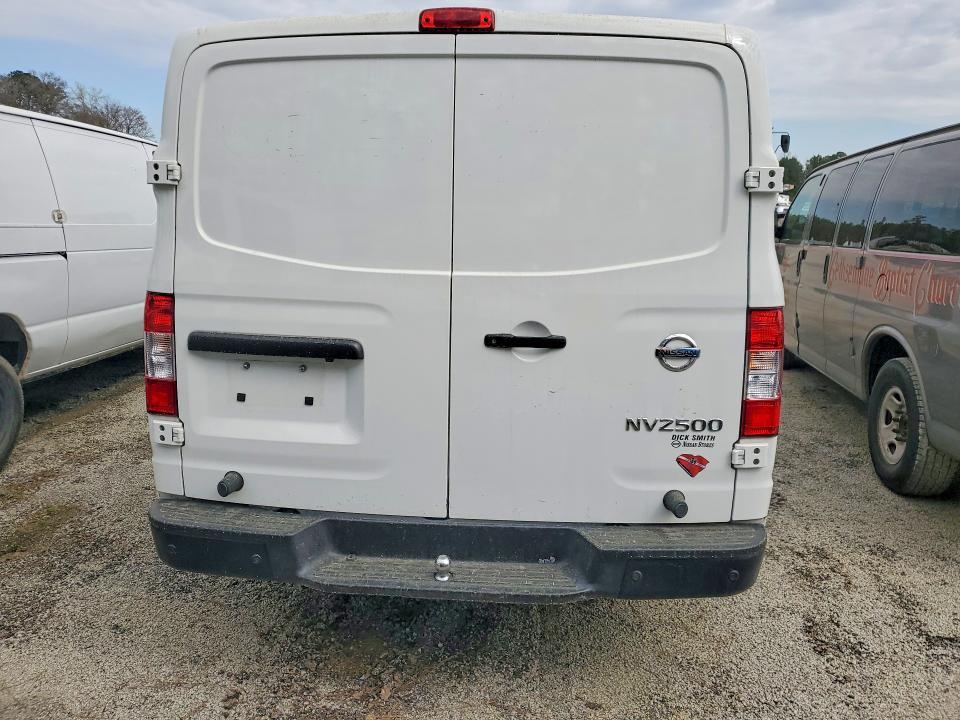 2021 Nissan NV 2500 S