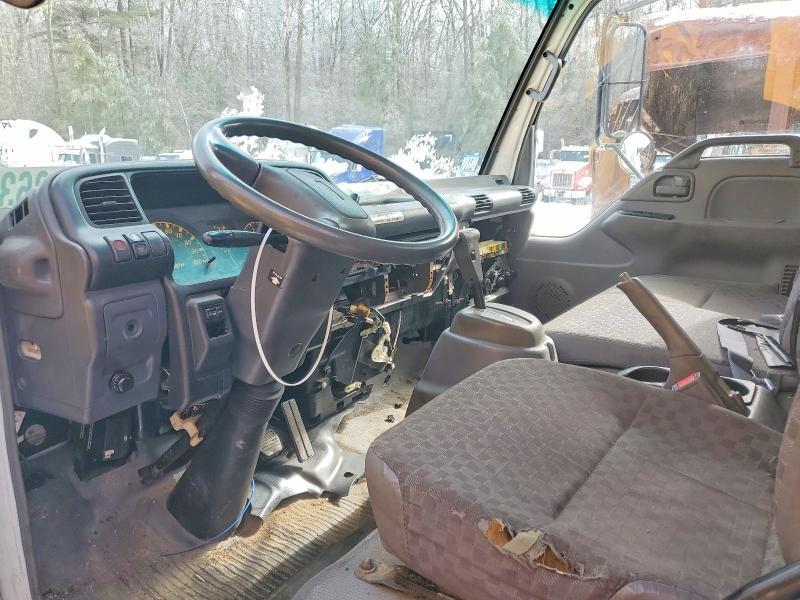 2007 GMC W4 BOX Truck