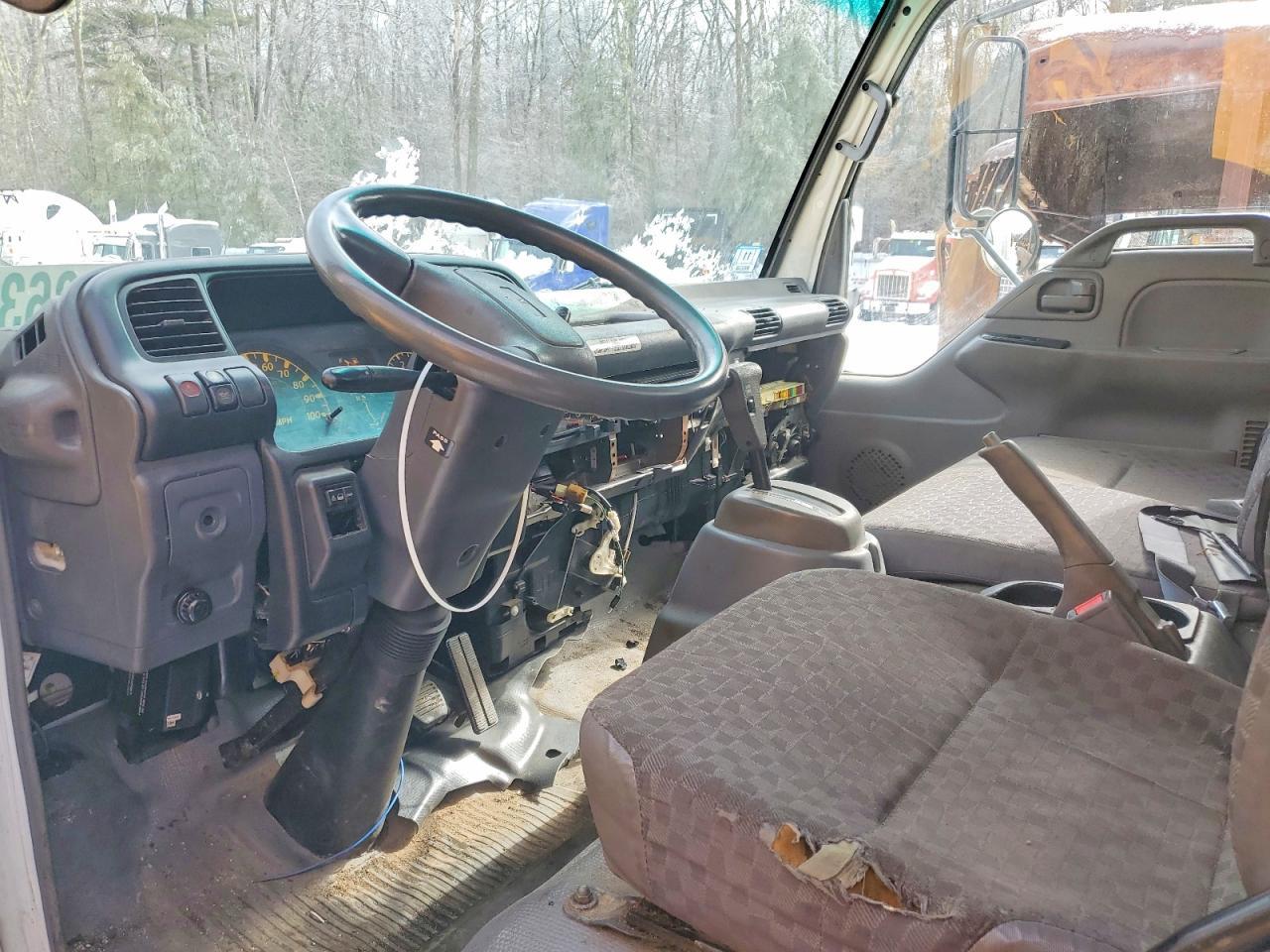 2007 GMC W4 BOX Truck