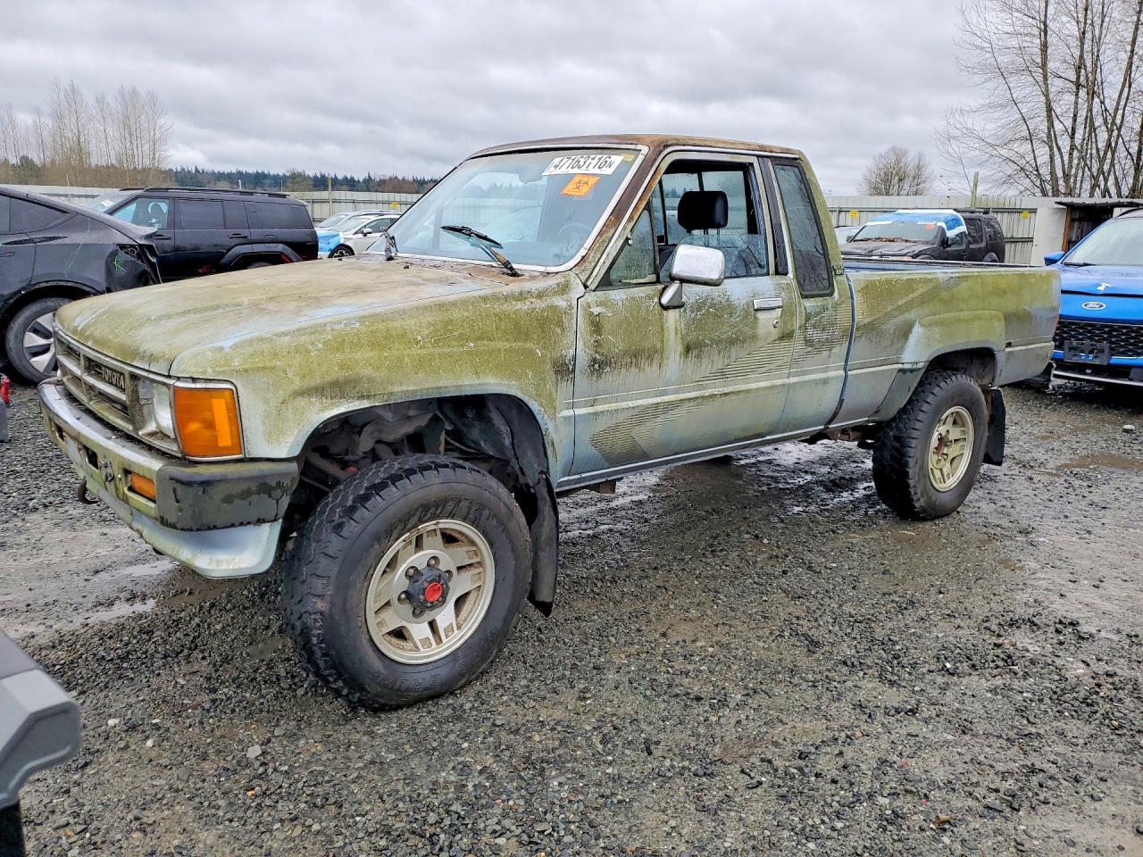 1988 Toyota Pickup Deluxe