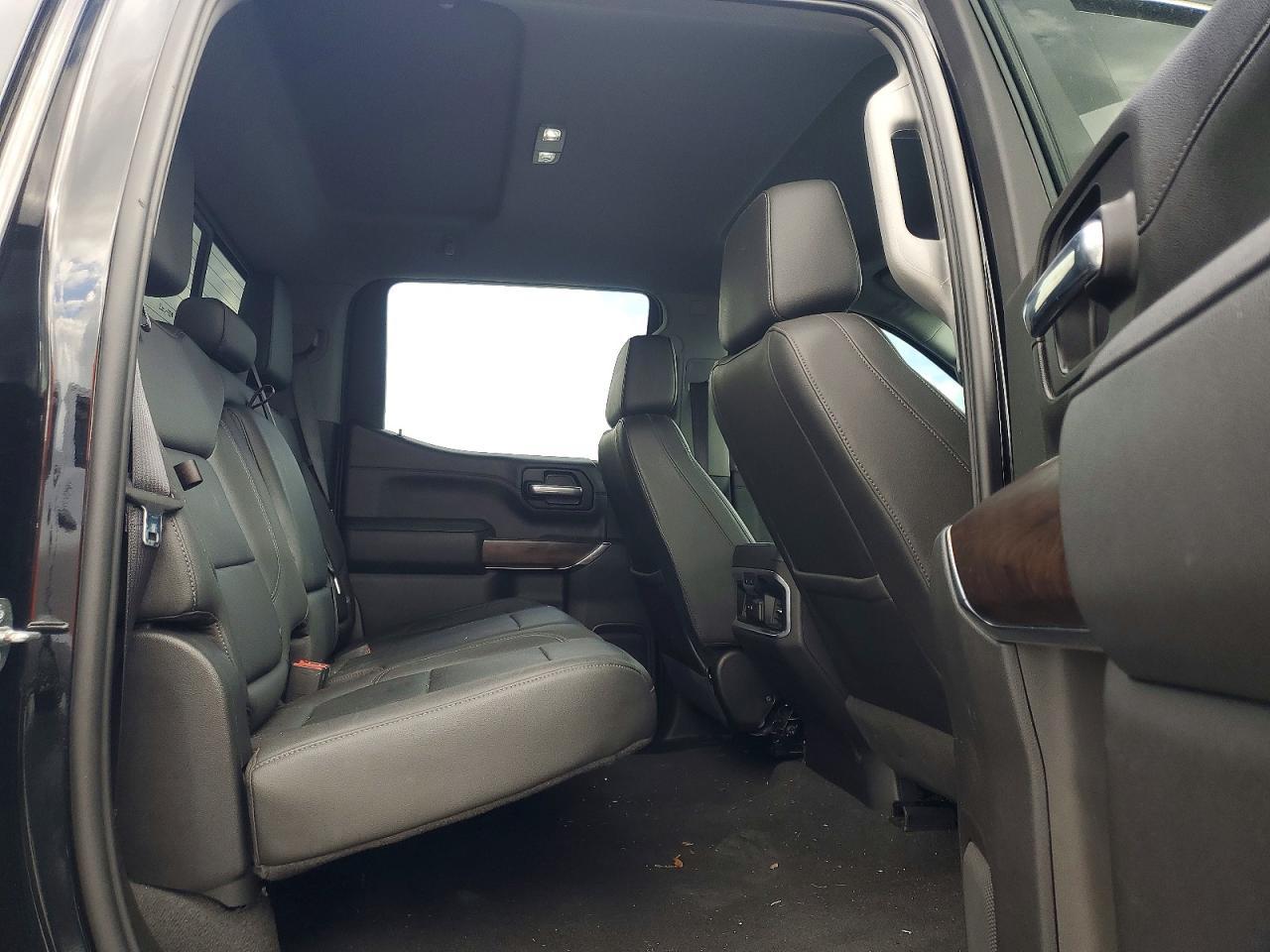 2021 GMC Sierra K1500 SLT