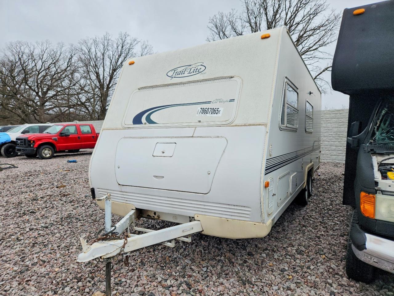 1998 R-Vision Trail Lite Camper