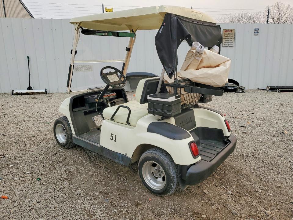 2005 Yama Golf Cart