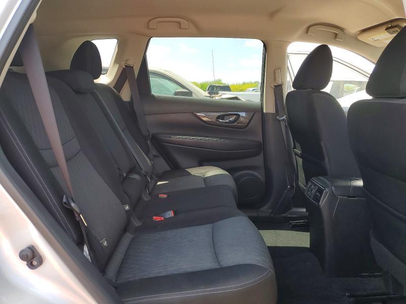2019 Nissan Rogue sv
