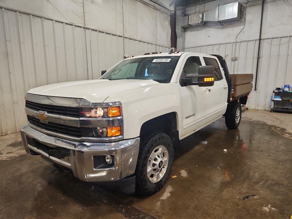 2015 Chevrolet Silverado 2500 Flatbed Truck