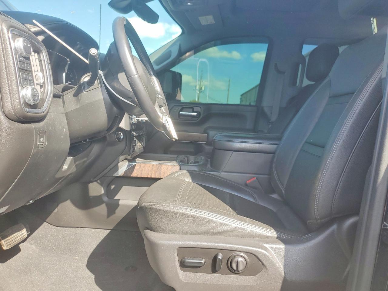 2020 GMC Sierra K3500 Denali