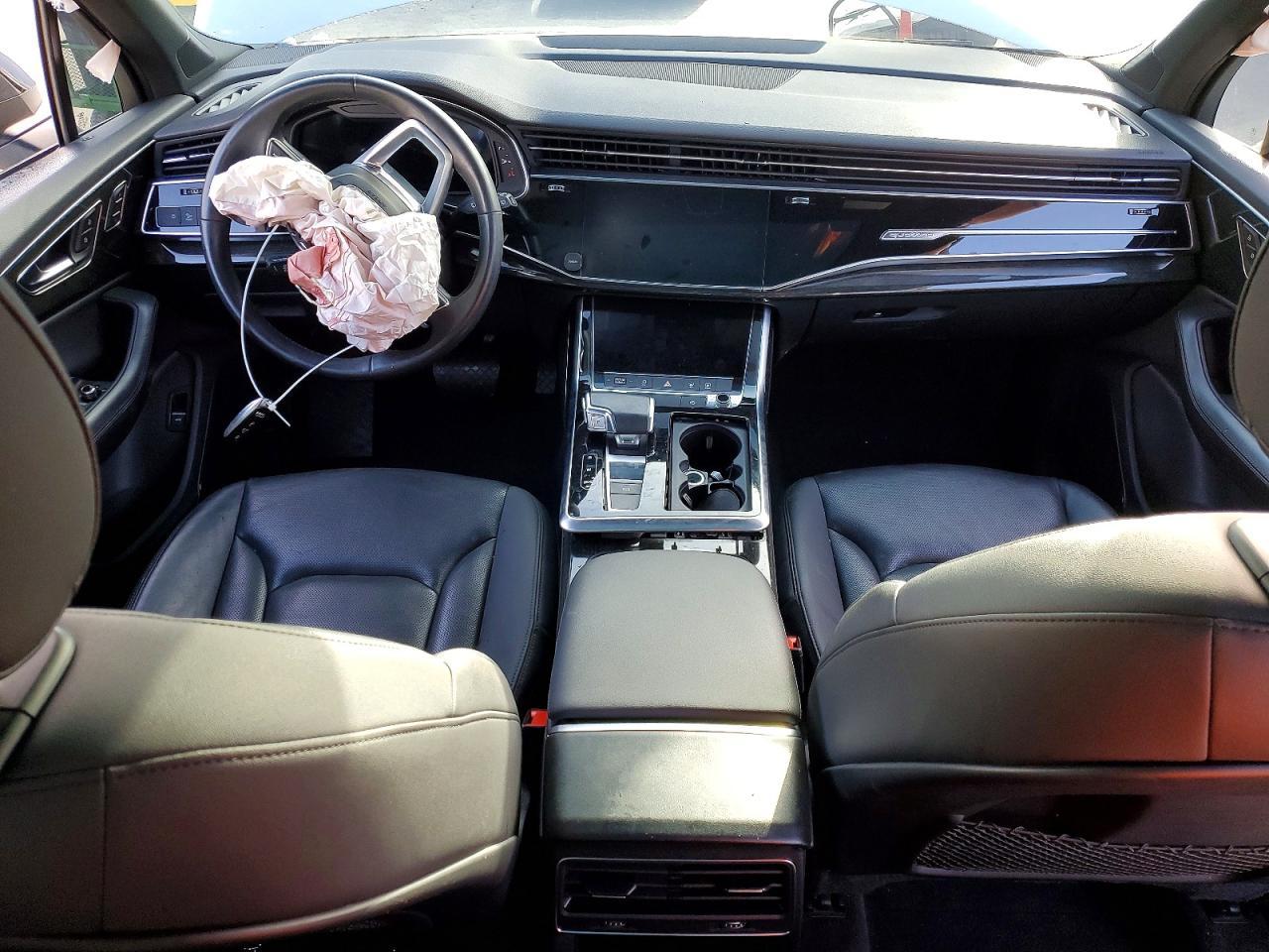 2021 Audi Q7 Premium Plus