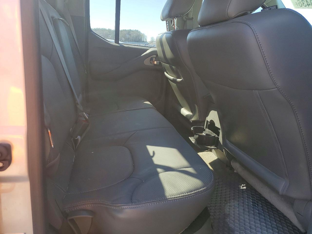 2016 Nissan Frontier SL