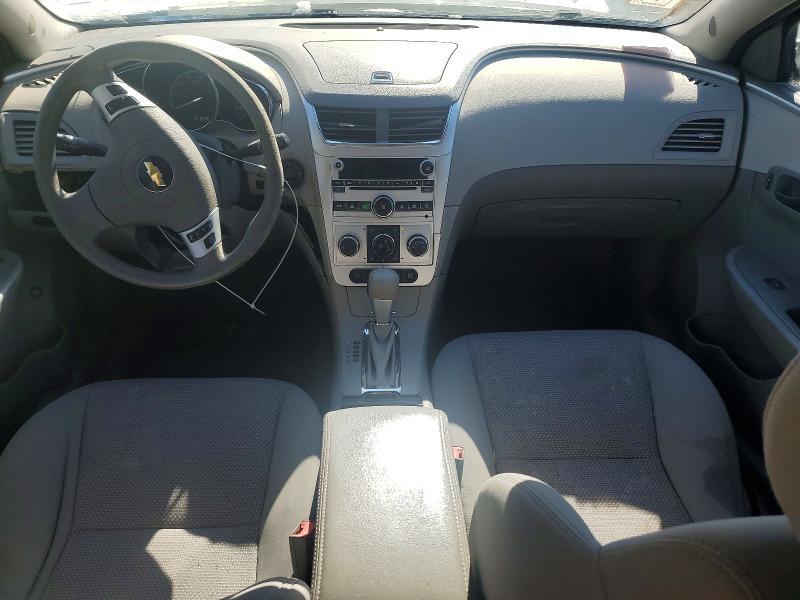 2011 Chev Malibu ls