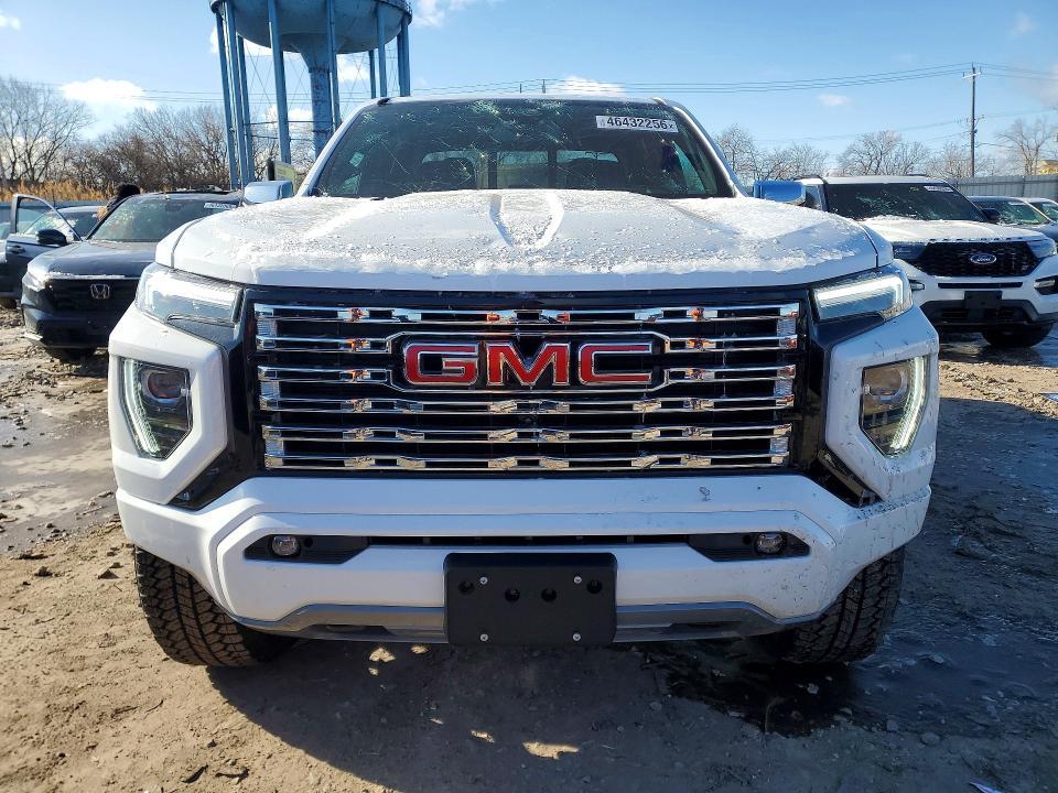 2025 GMC Canyon Denali