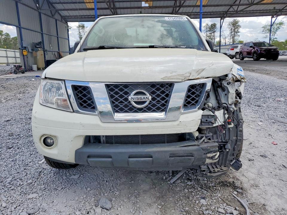 2021 Nissan Frontier SV