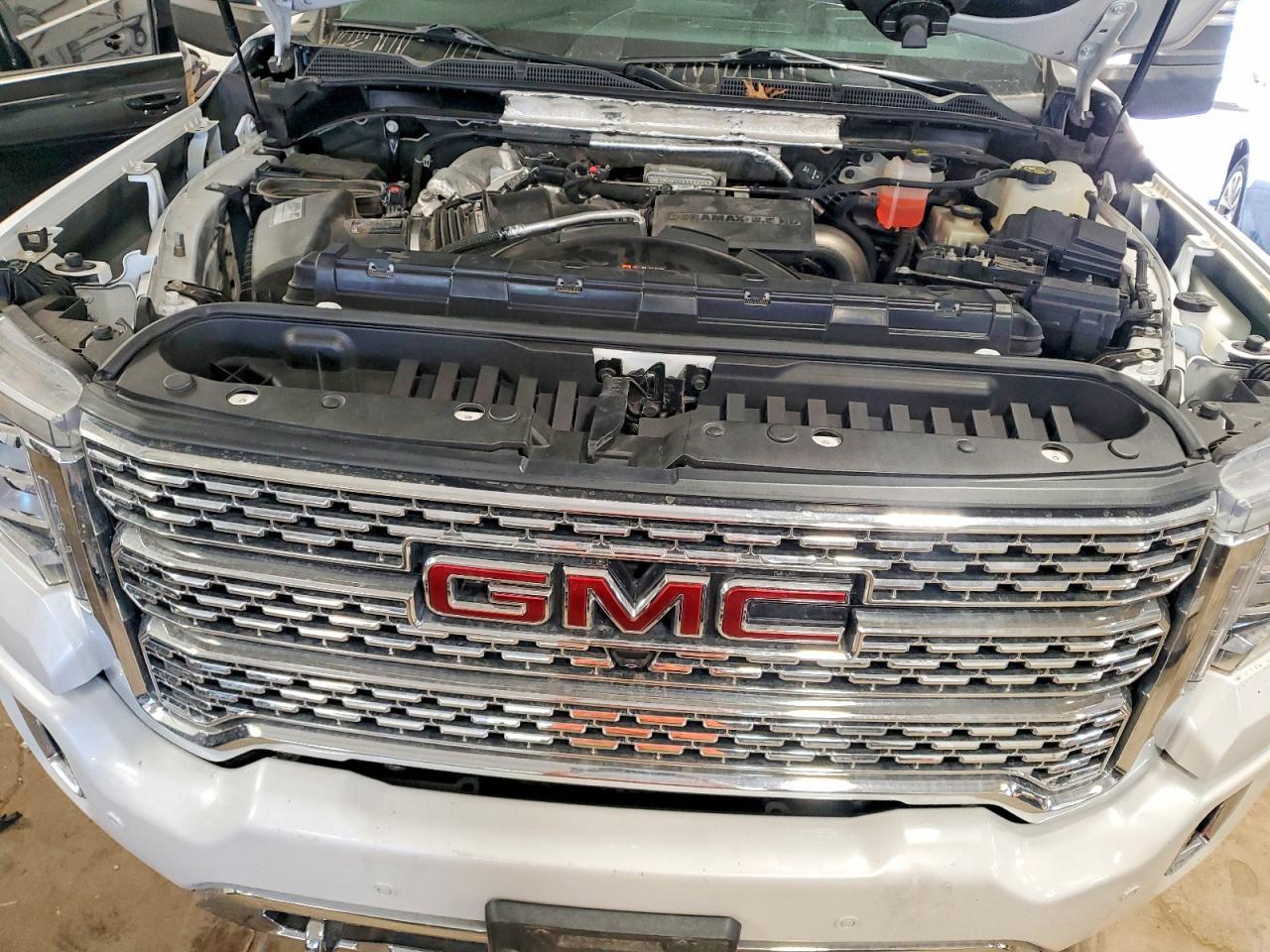 2020 GMC Sierra K2500 Denali