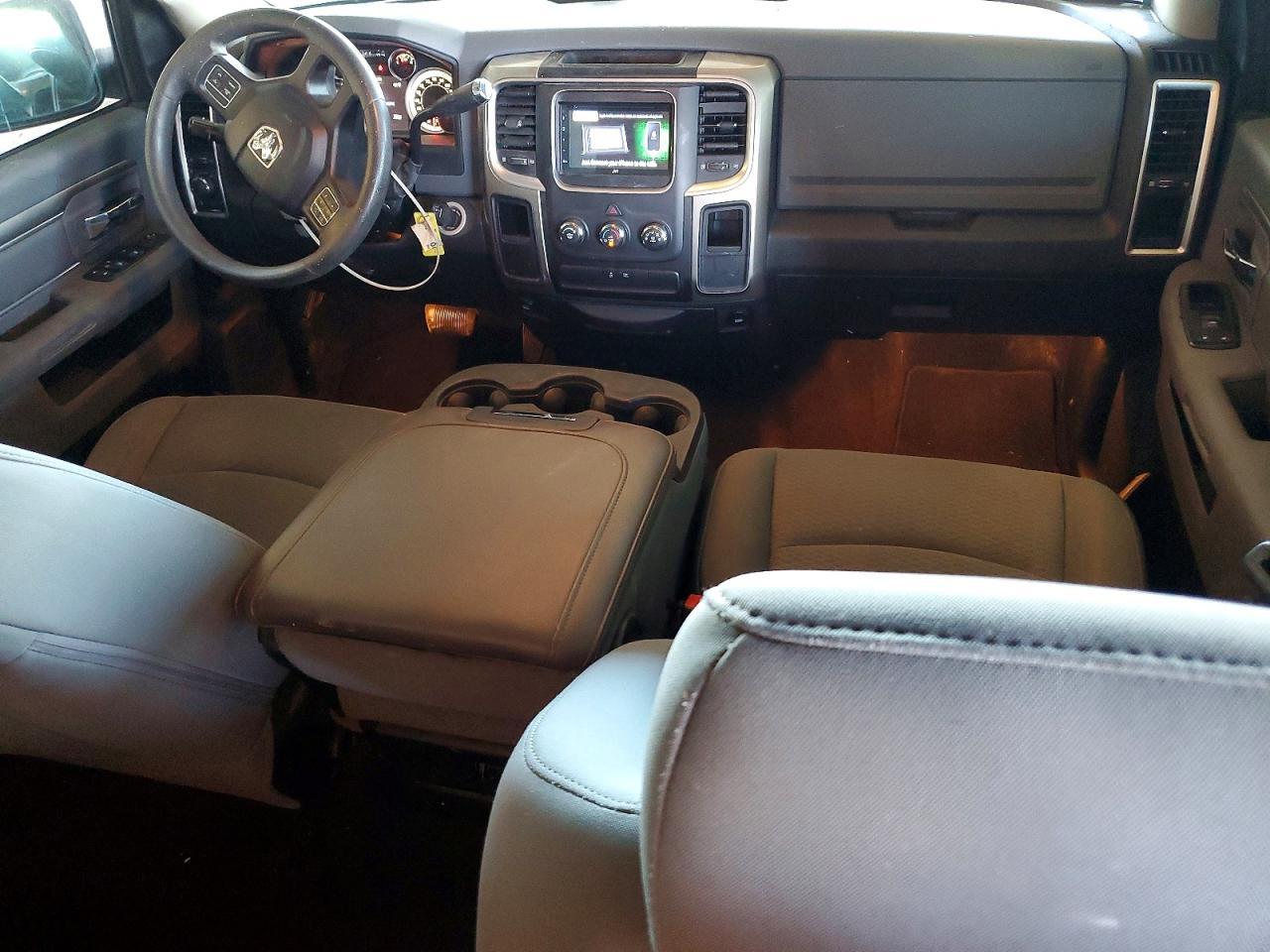 2013 Dodge RAM 1500 SLT