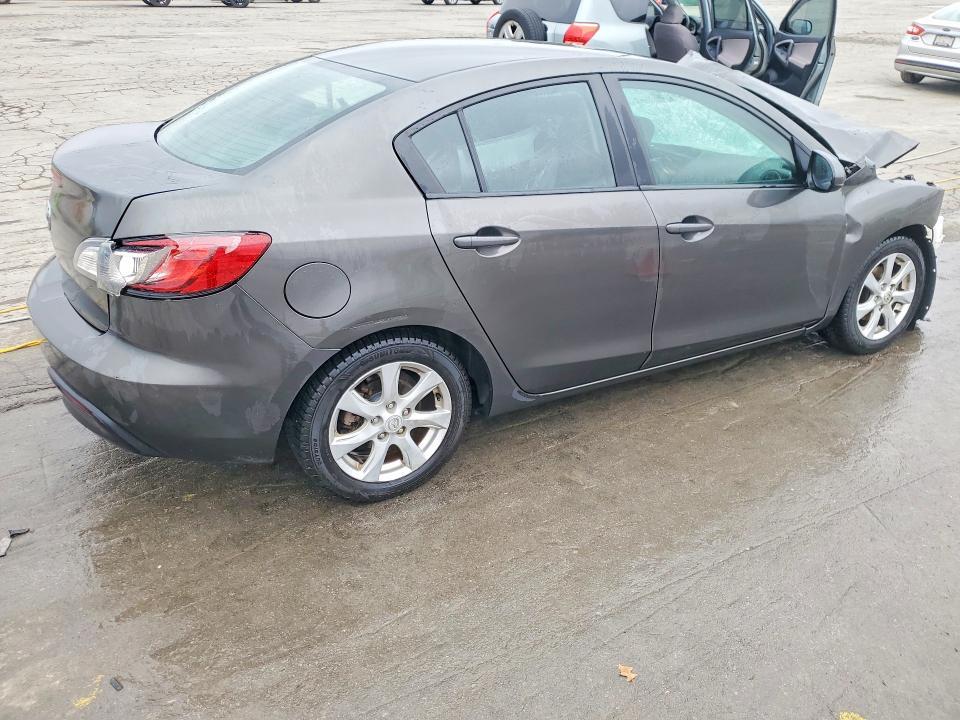 2011 Mazda 3 I