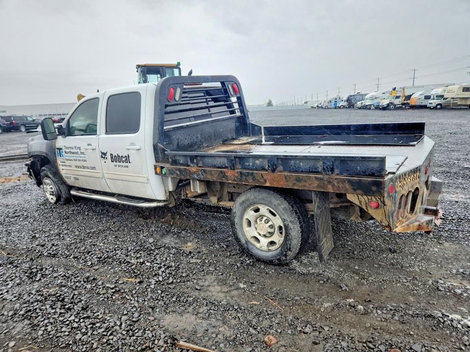 2008 GMC Siera Flatbed Truck