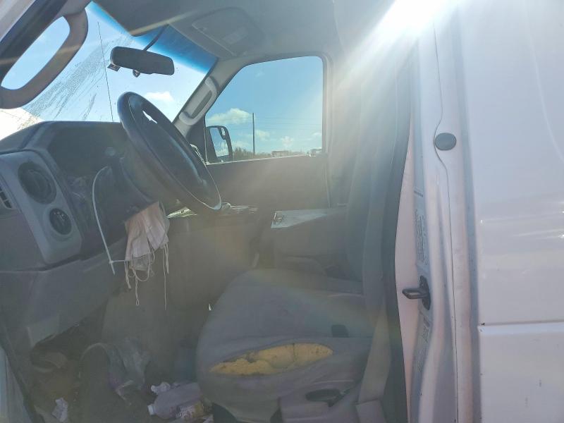2014 Ford Econoline E250 van