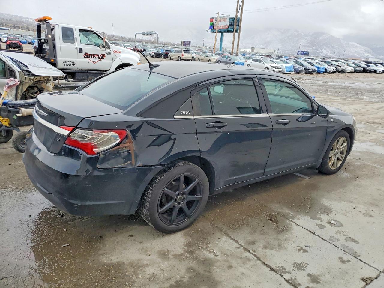 2012 Chrysler 200 s