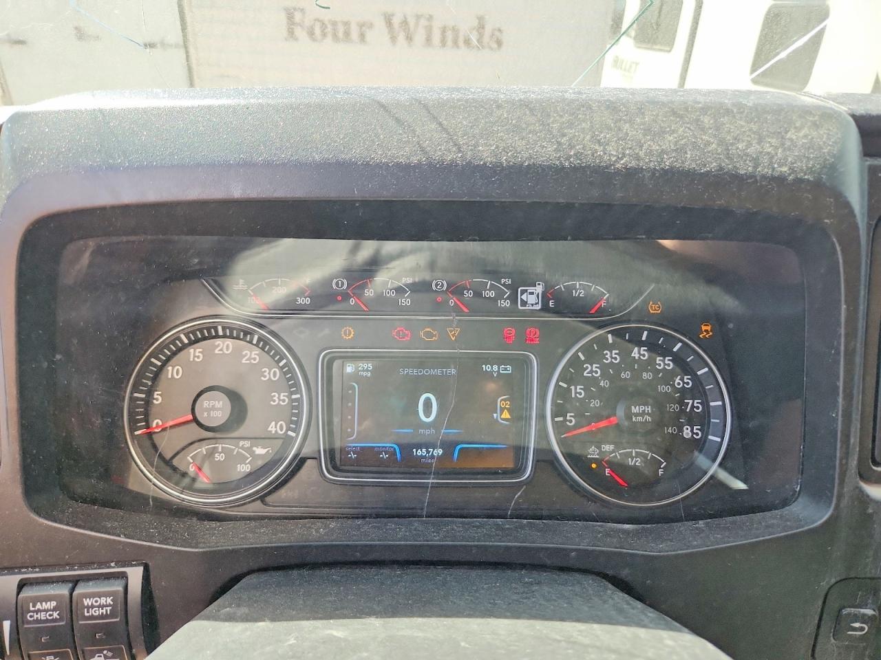 2022 International MV607 BOX Truck