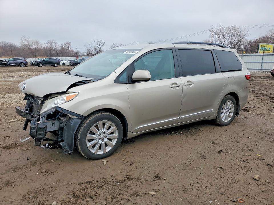 2015 Toyota Sienna