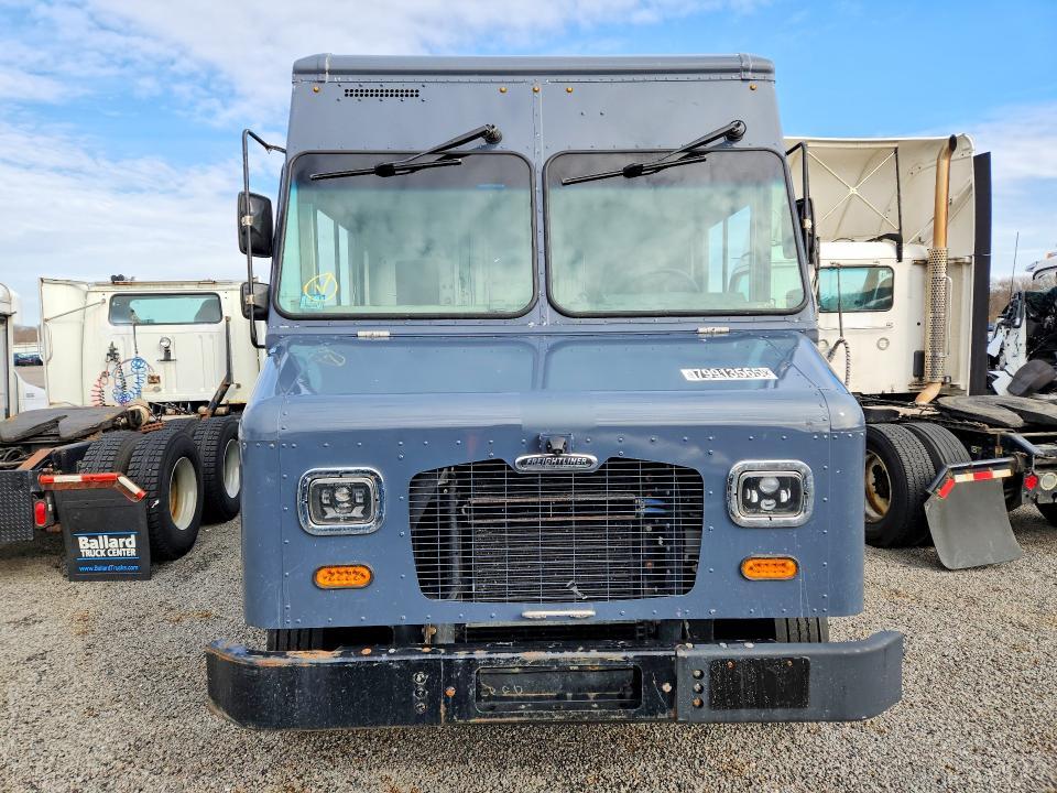 2021 Freightliner MT45 Chassis Delivery Van