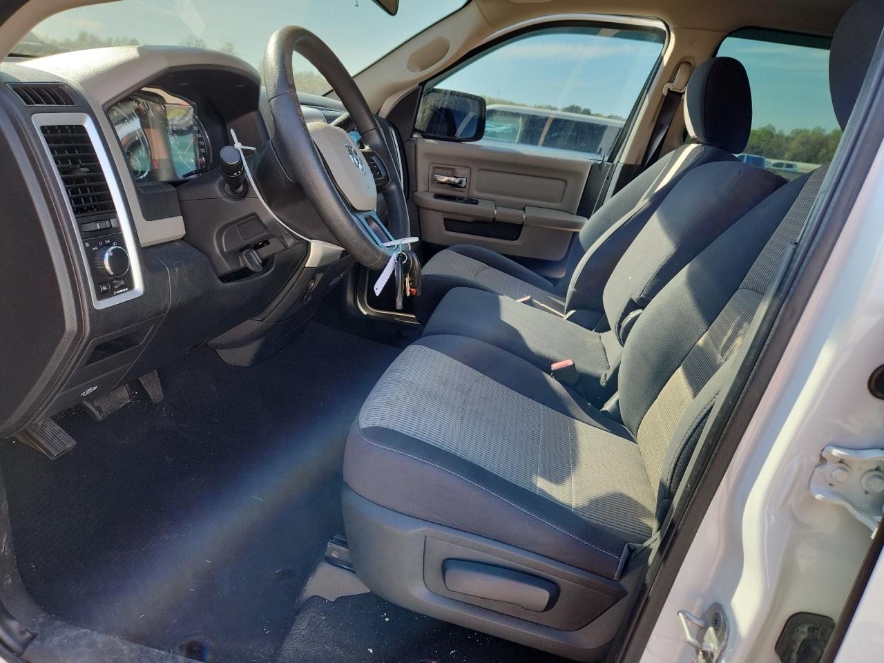 2012 Dodge RAM 1500 SLT