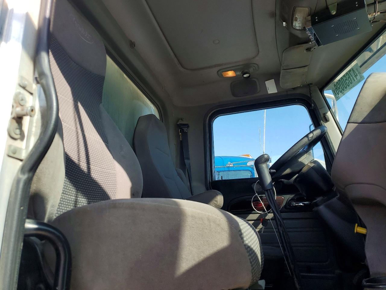 2015 Peterbilt 365 Dump Truck