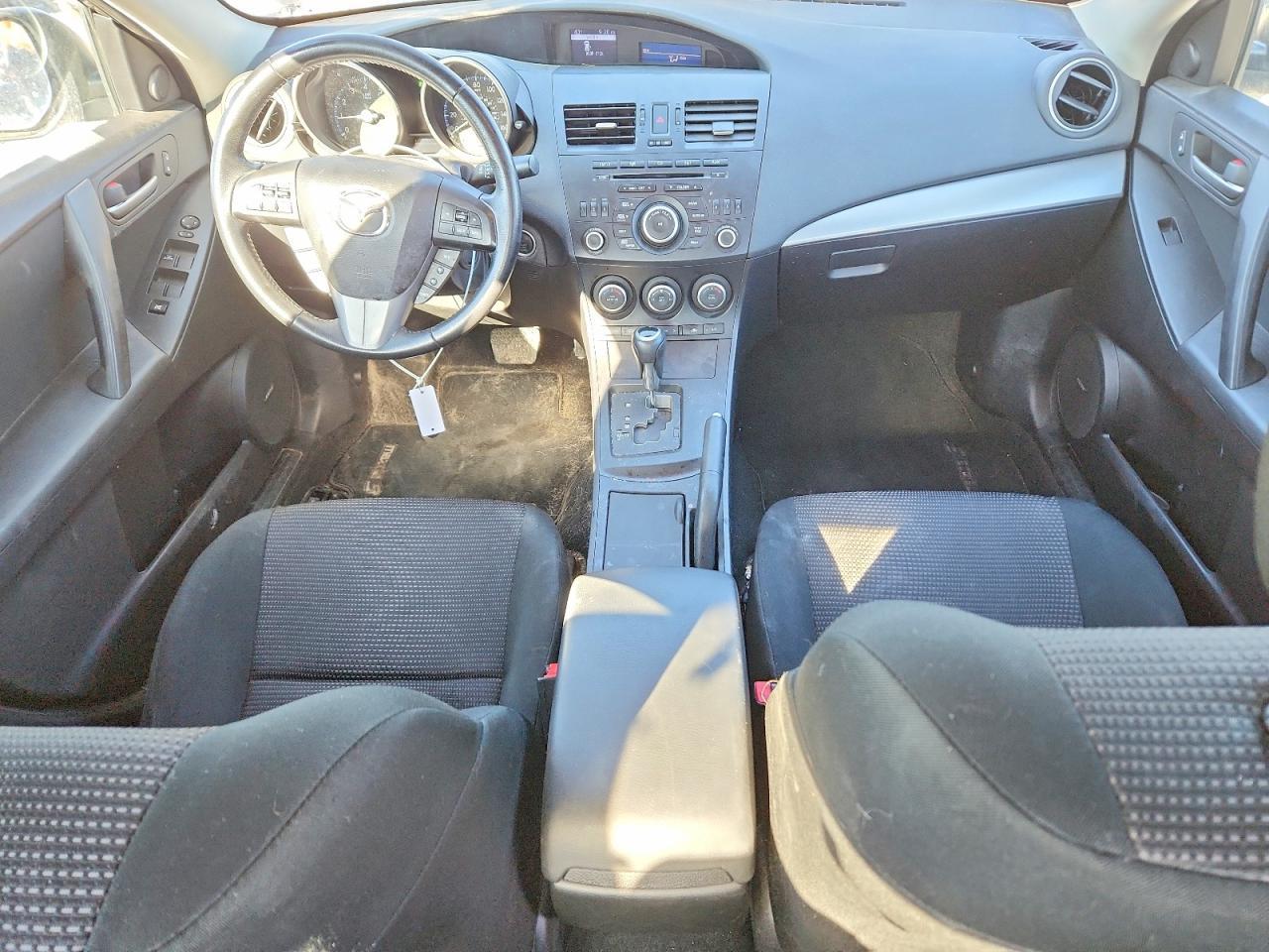2013 Mazda 3 I