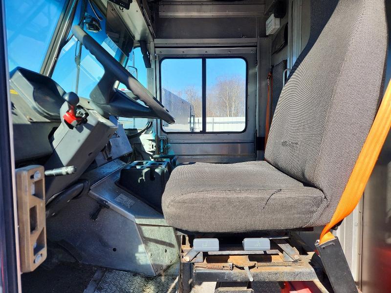 2020 Freightliner Chassis M Line WALK-IN Van