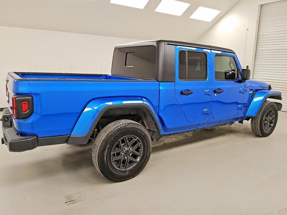 2024 Jeep Gladiator Sport