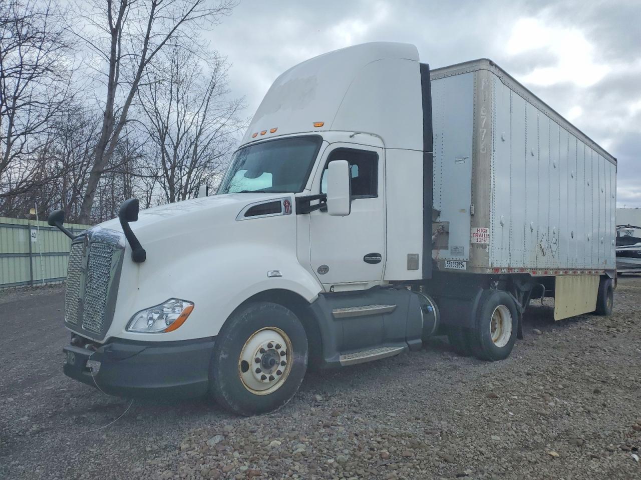 2018 Kenworth T680 BOX Truck