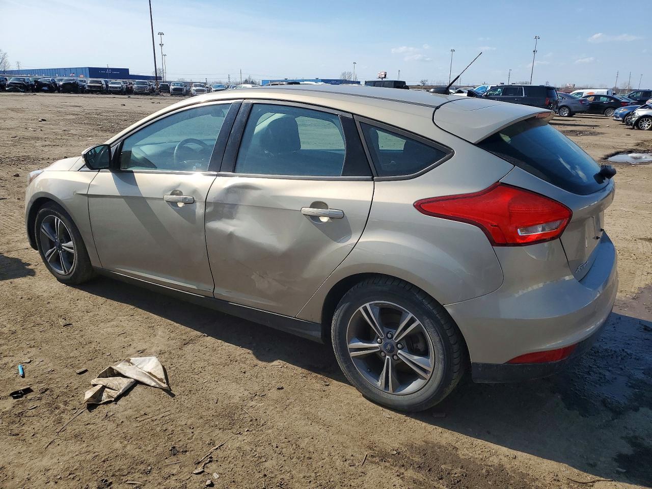 2016 Ford Focus se