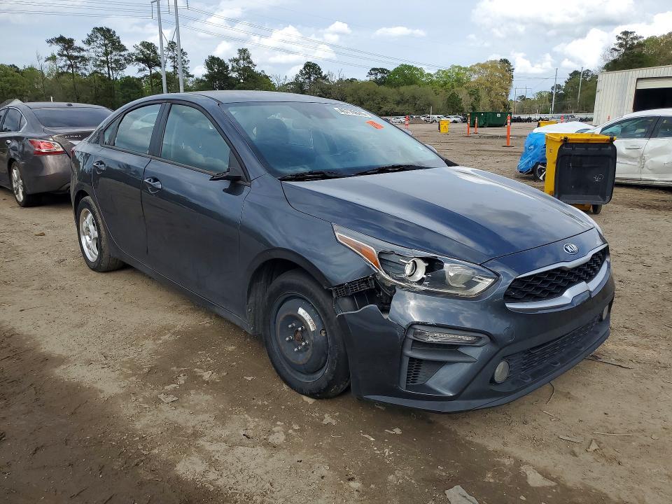 2021 KIA Forte fe