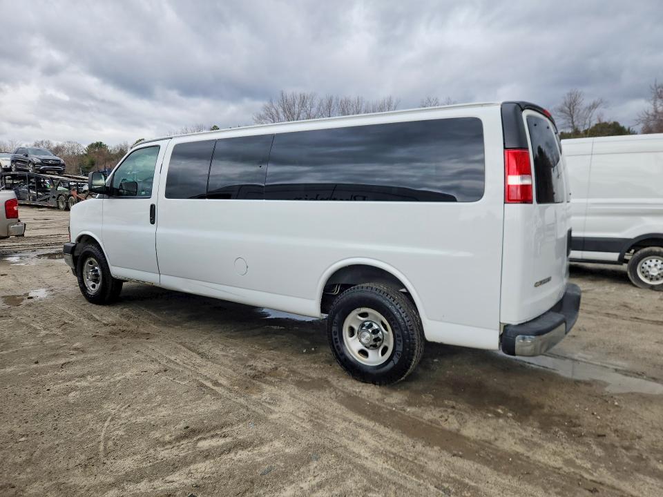 2017 Chevrolet Express G3500 LT