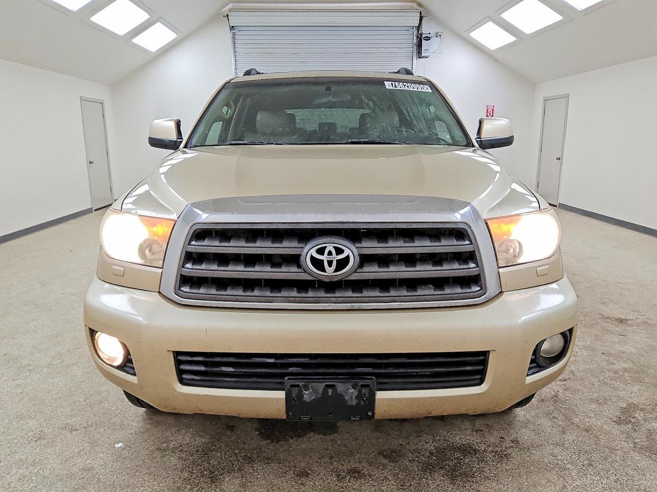 2010 Toyota Sequoia SR5