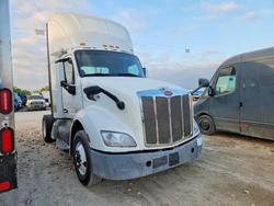 Peterbilt salvage cars for sale: 2017 Peterbilt 579 Semi Truck