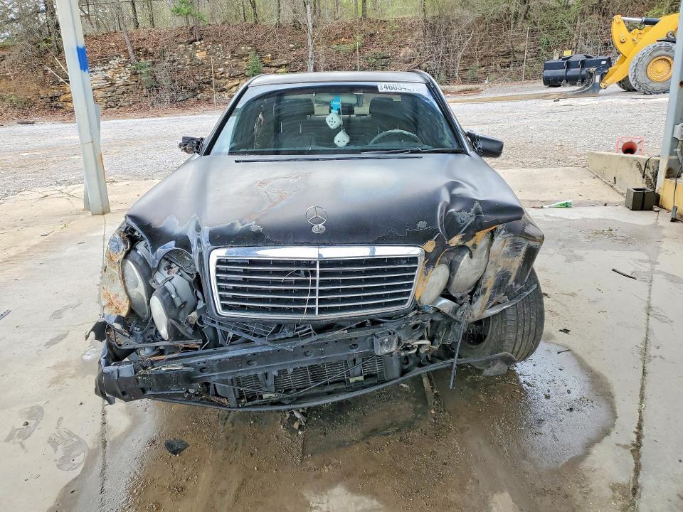 1998 Mercedes-Benz E 320