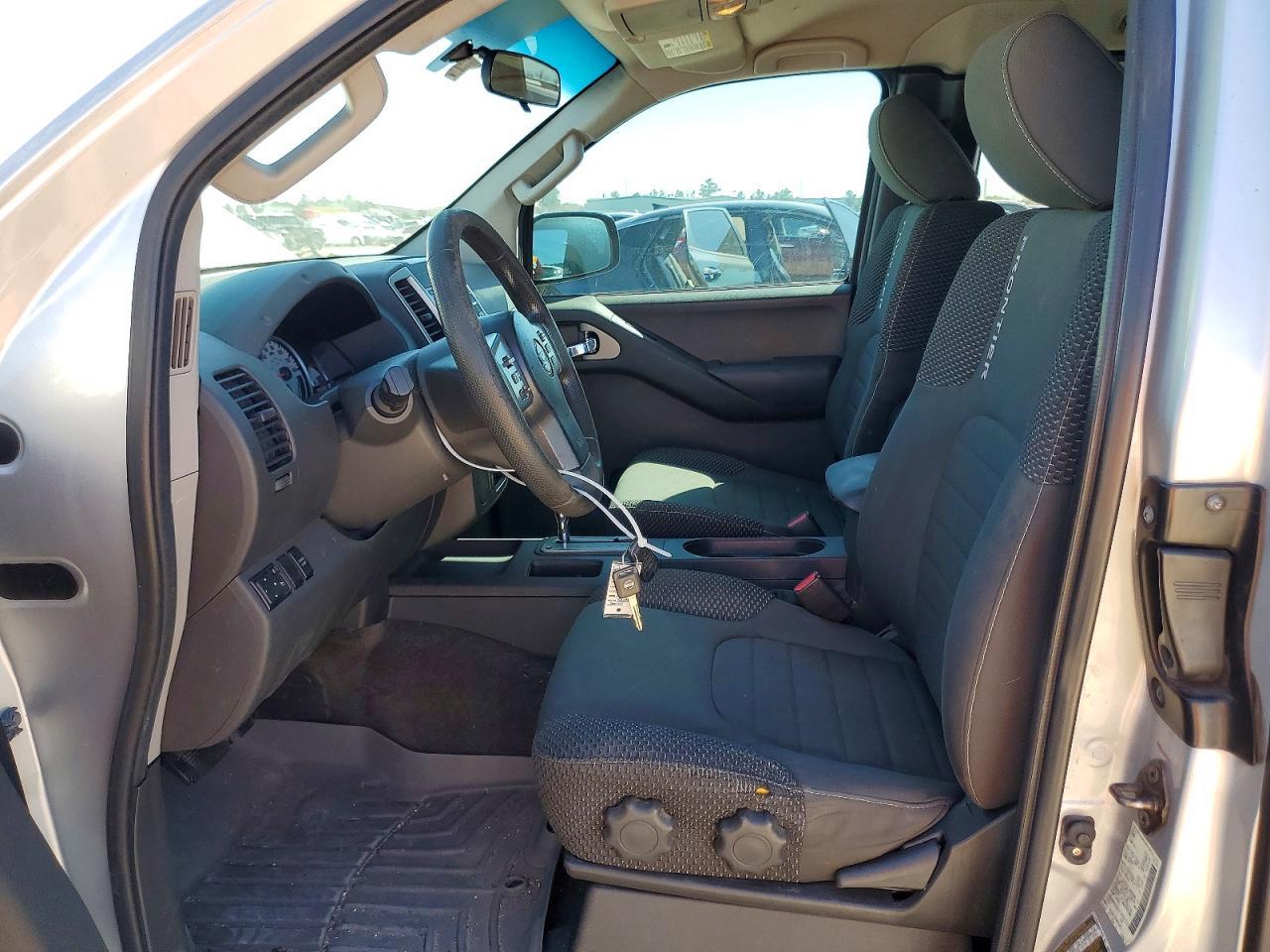 2014 Nissan Frontier Desert Runner