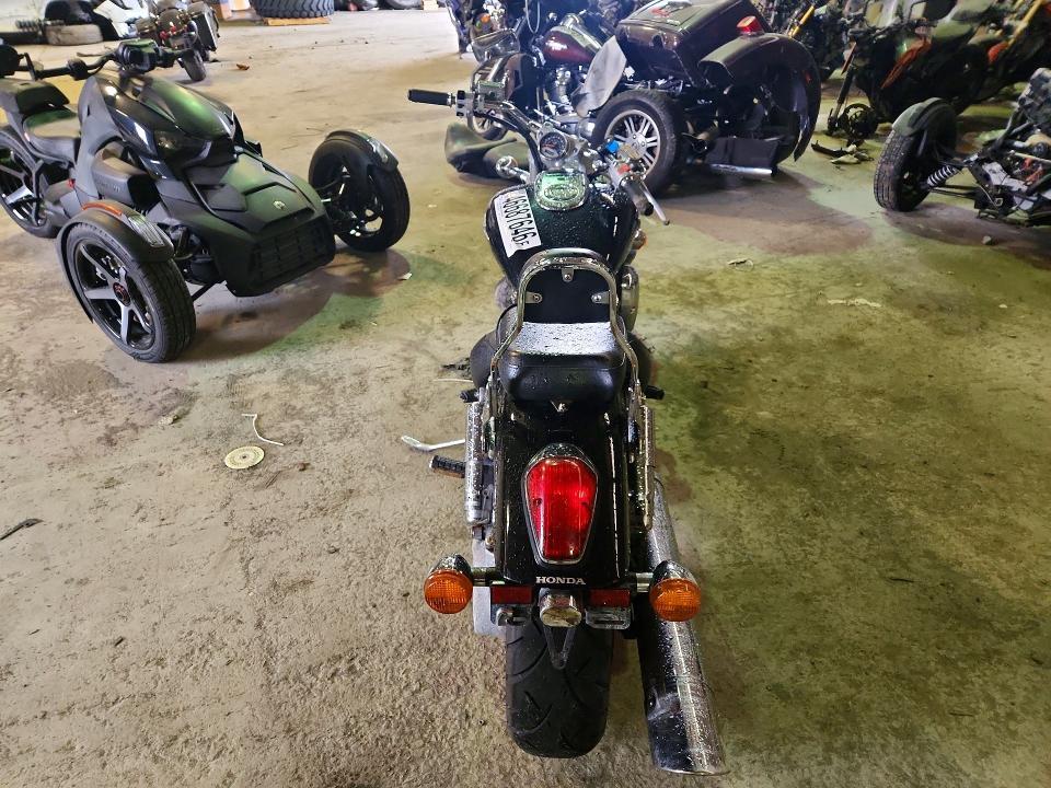 2002 Honda VTX1800 C