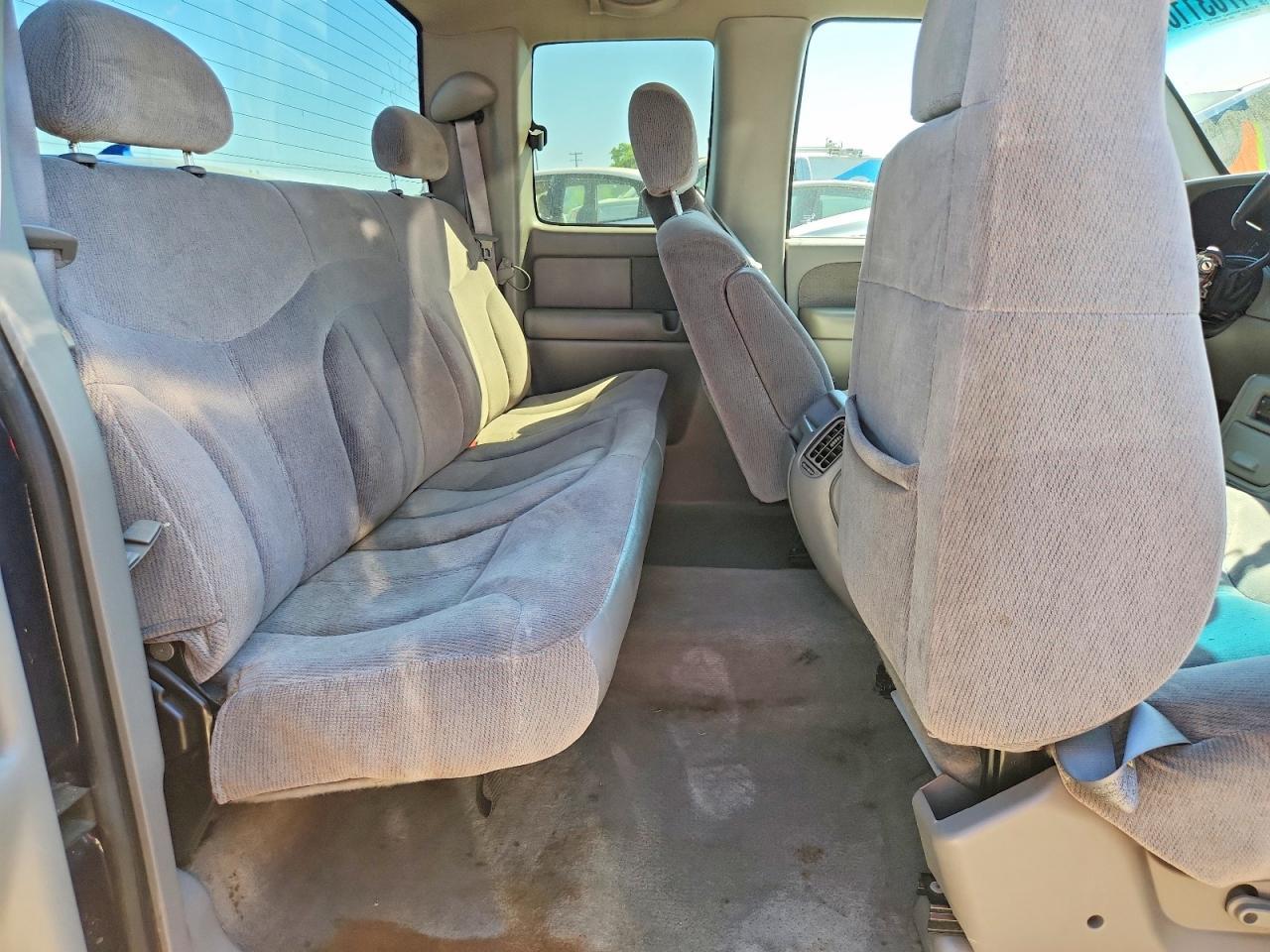 2000 GMC New Sierra C1500