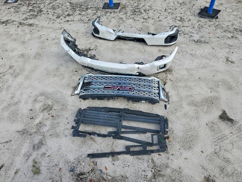 2021 GMC Sierra K3500 Denali