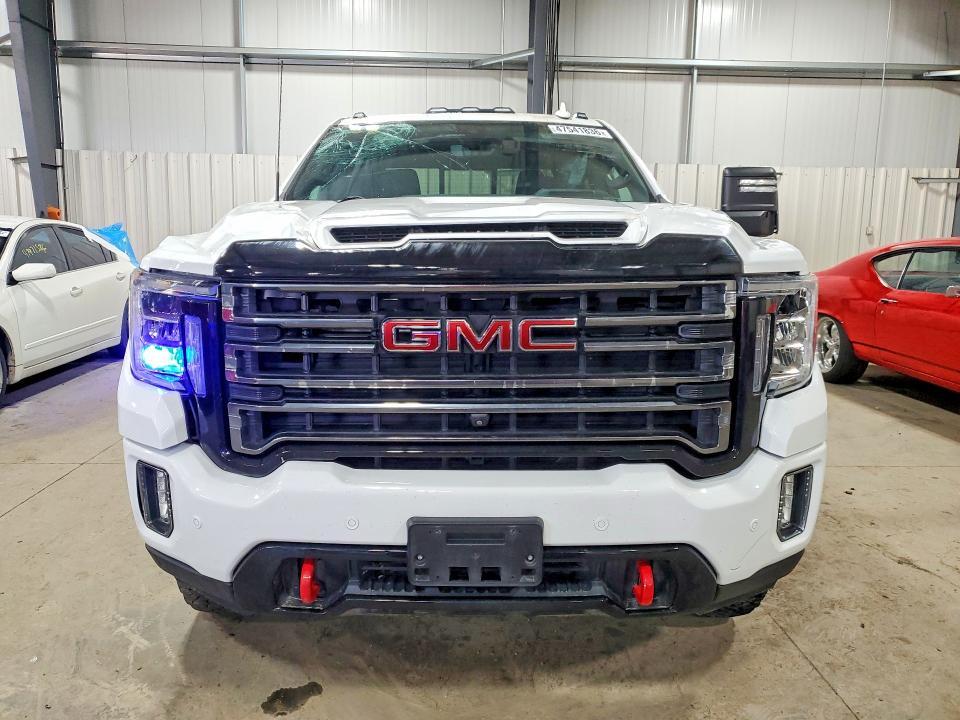 2020 GMC Sierra K2500 AT4