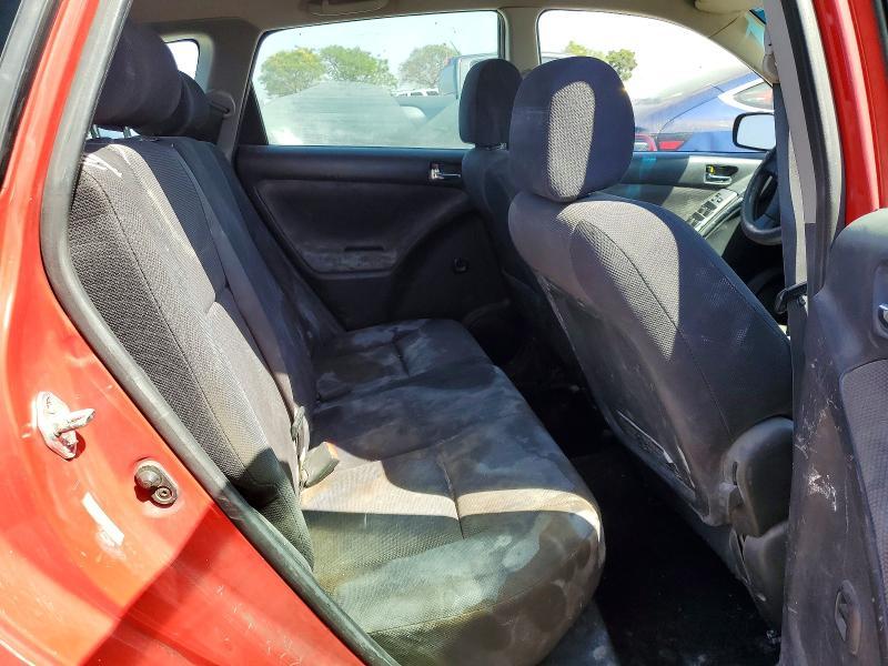 2004 Toyota Matrix xr