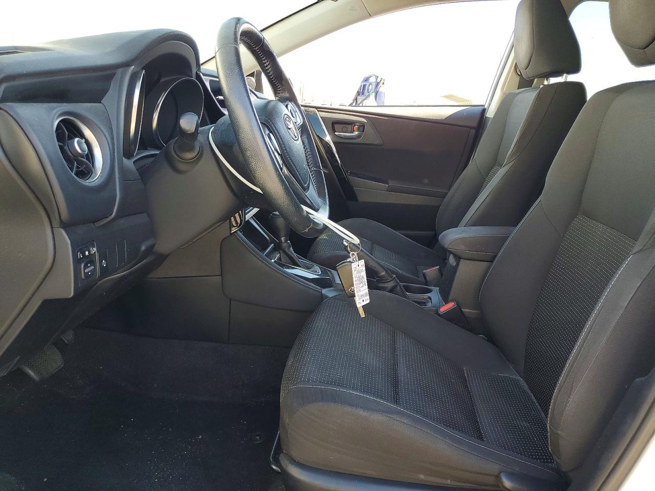 2017 Toyota Corolla im Base